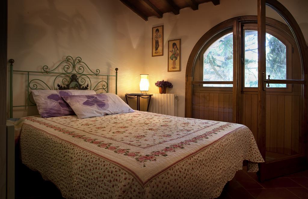 Podere Poggio Mendico อาเรซโซ ภายนอก รูปภาพ
